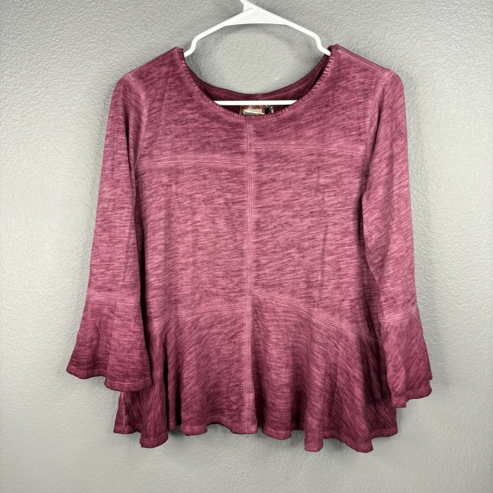 Akemi & Kin - Maroon Flowy Blouse